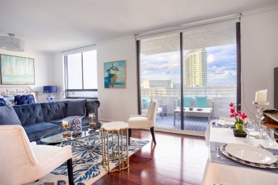 Waverly Apt #1603
