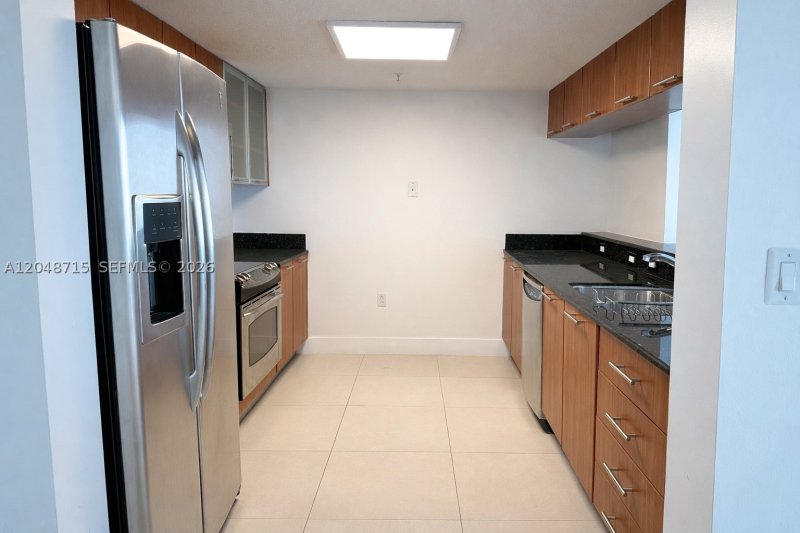 Condo for sale at 1800 Club 4102