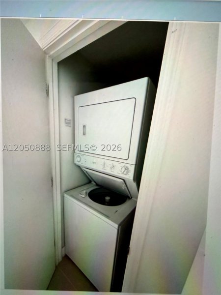 Apartment for rent at 500 Brickell East Tower 2003