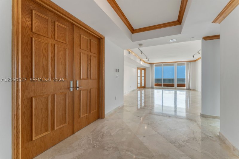 Apartment for rent at Club Tower Two 1401
