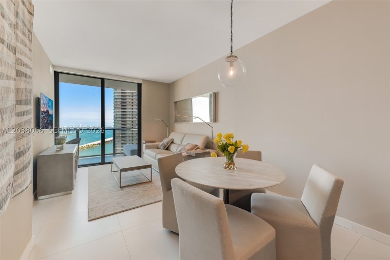 Comprar apartamento en Paraiso Bayviews 2904