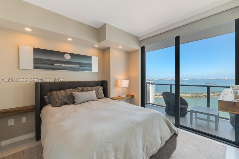 Comprar apartamento en Paraiso Bayviews 2904