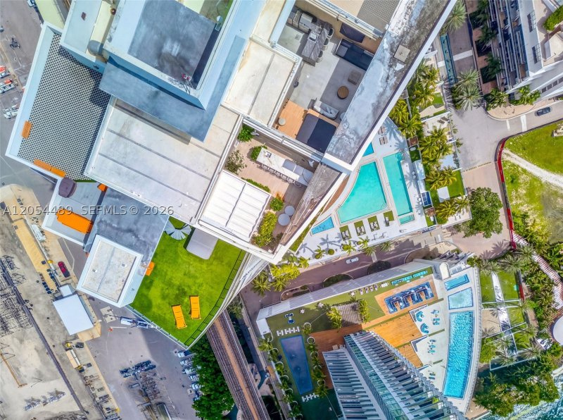 Condo for sale at The Ivy PH-12