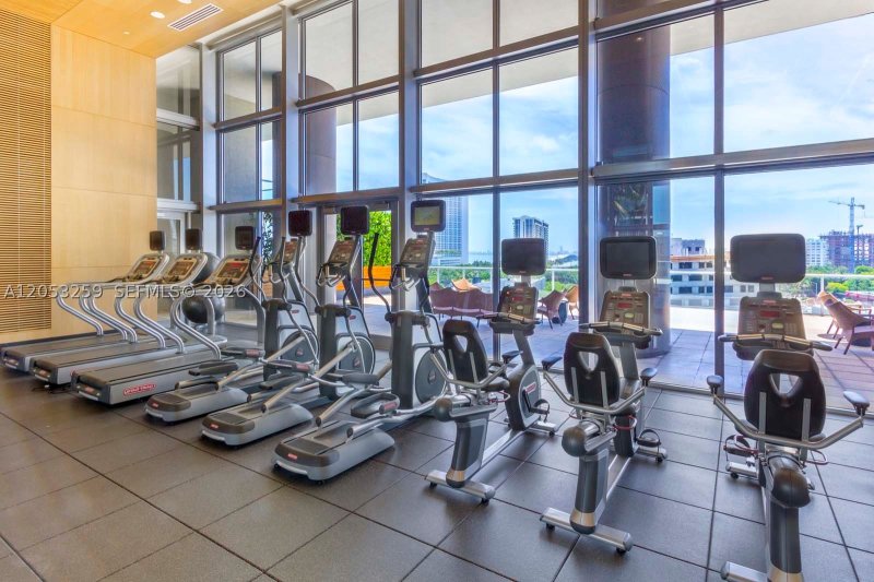 Comprar apartamento en Midtown Miami 2 H0907