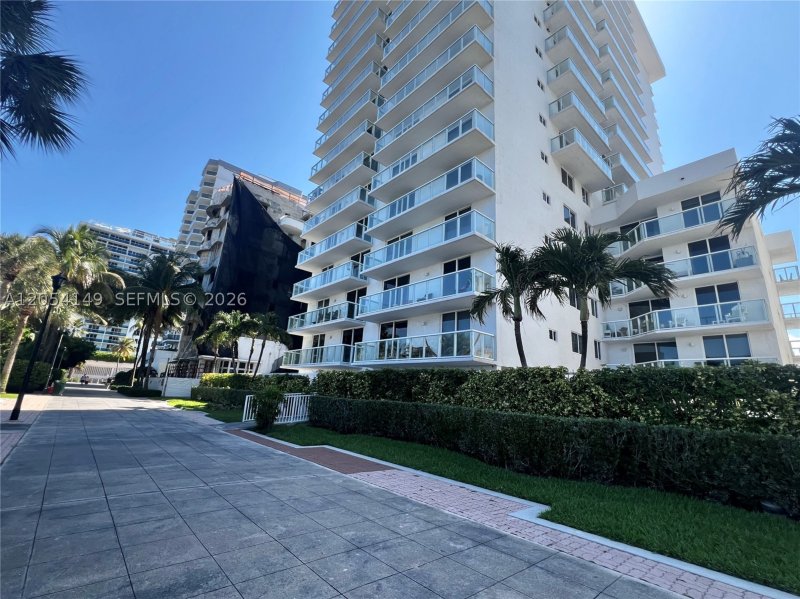 Alquiler de apartamento en Royal Club Condo 402