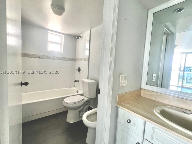 Alquiler de apartamento en Royal Club Condo 402