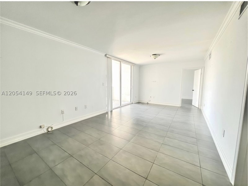 Alquiler de apartamento en Royal Club Condo 402