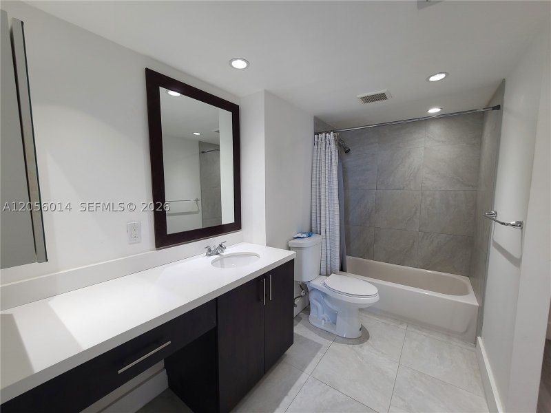 Condo for sale at El Dorado 2408