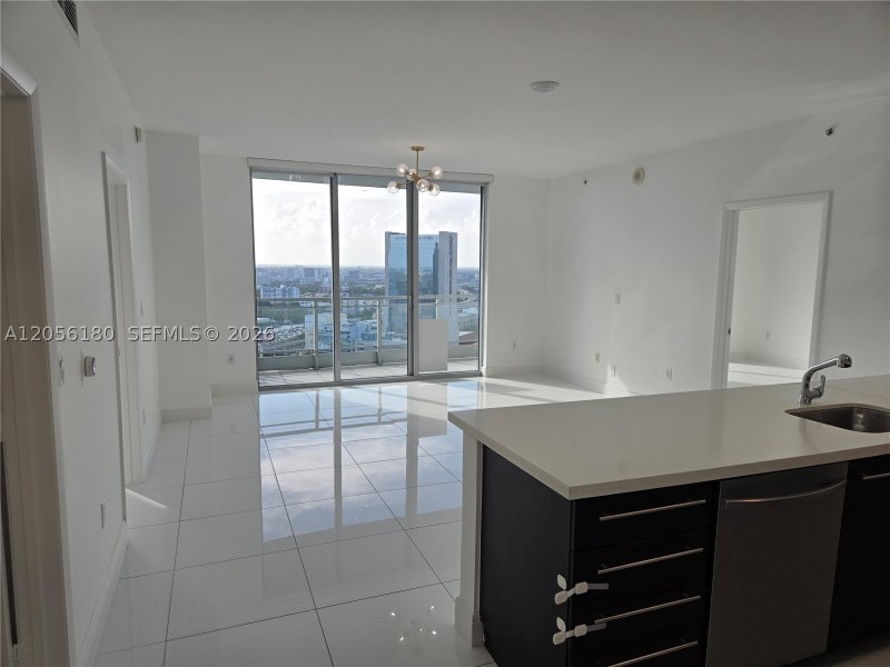 Apartment for rent at The Ivy 3006