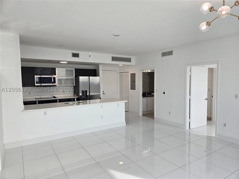 Apartment for rent at The Ivy 3006