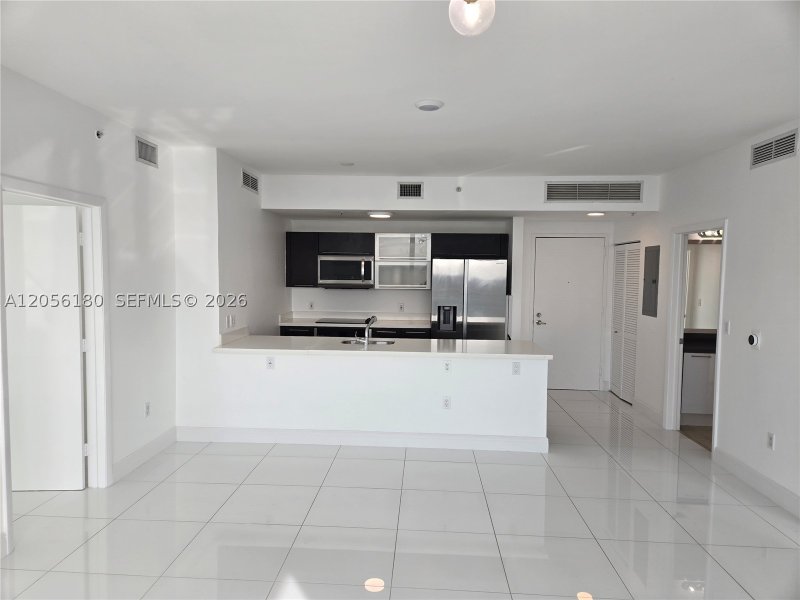 Apartment for rent at The Ivy 3006