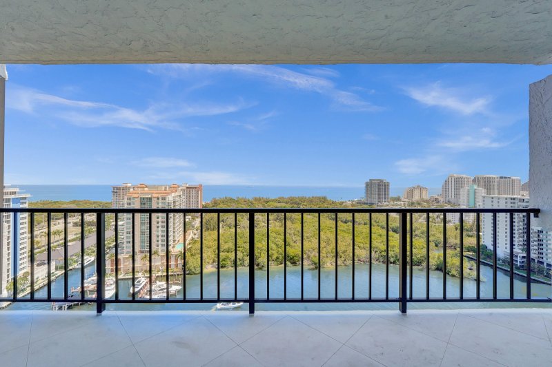 Condo for sale at The Corinthian 22F