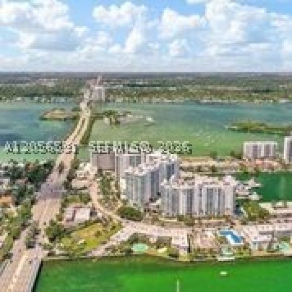 Apartment for rent at 360 Condo Marina Residences East 310