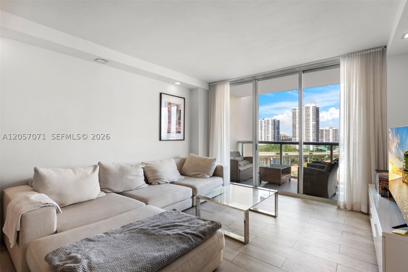 Condo for sale at Ocean View 1519