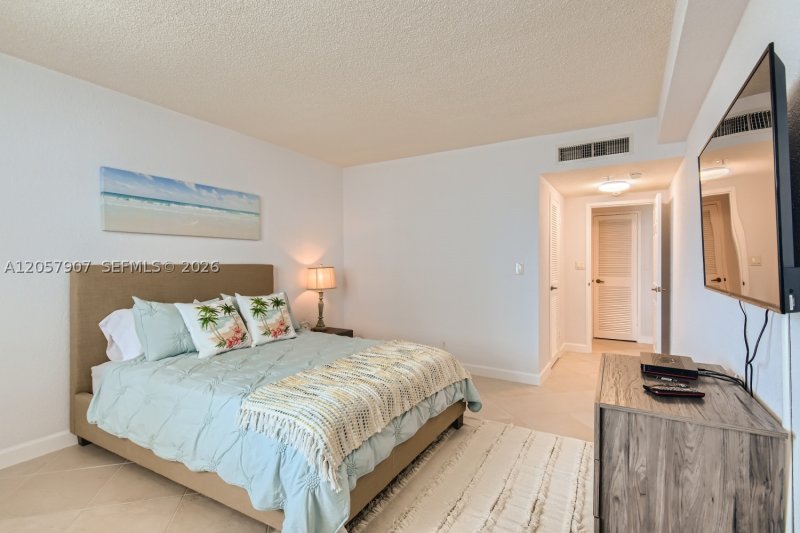 Apartment for rent at The Wave Condo 308
