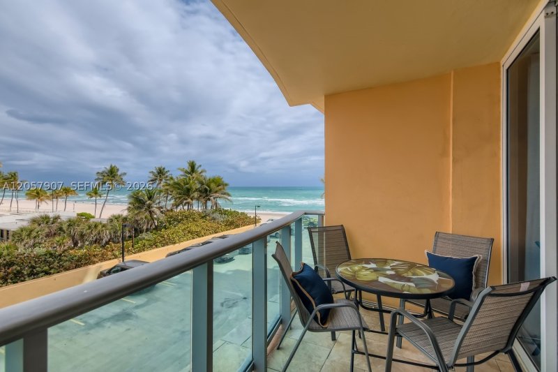Apartment for rent at The Wave Condo 308
