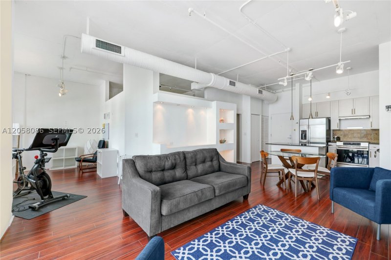 Property photo # 6