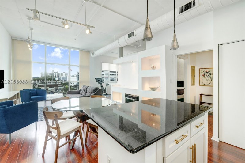Property photo # 0