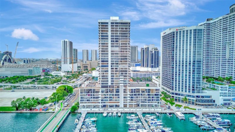 The Venetia Apt #10I