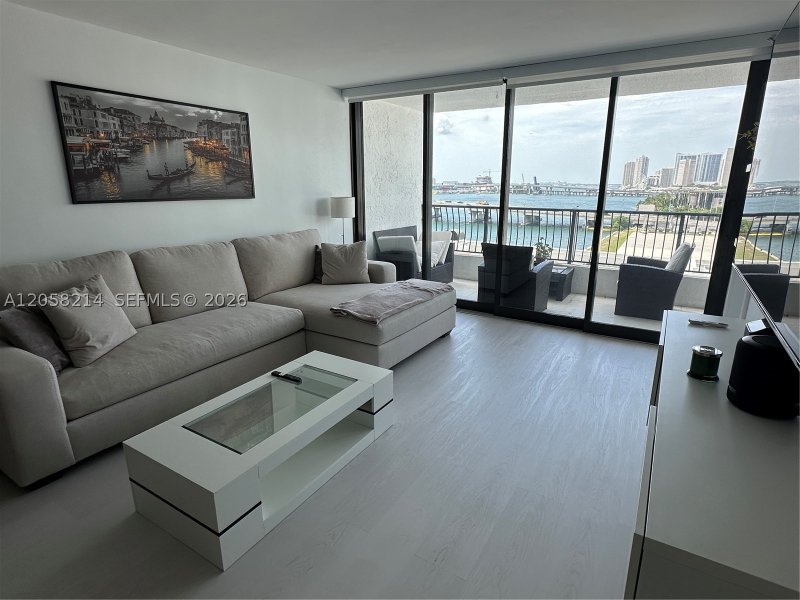 Alquiler de apartamento en The Venetia 10I