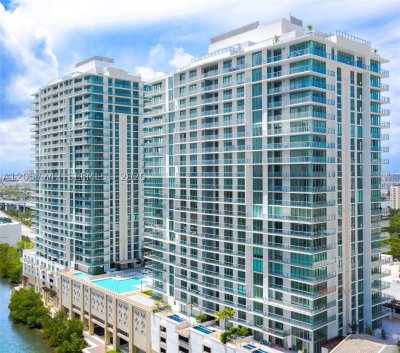 Parque Towers at St. Tropez Apt #5-1506