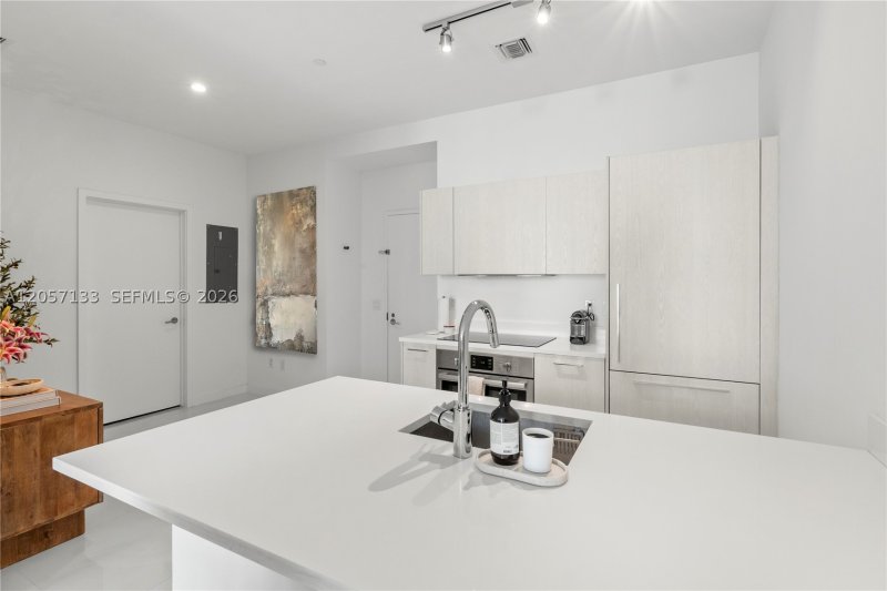 Condo for sale at Paraiso Bayviews 203