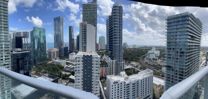 Alquiler de apartamento en 1100 Millecento 2904