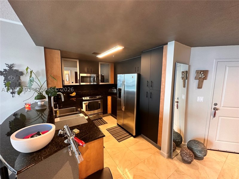 Property photo # 8