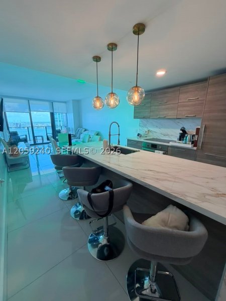 Apartment for rent at Paraiso Bay Miami 3405