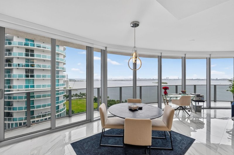 Comprar apartamento no Aria on The Bay 1515