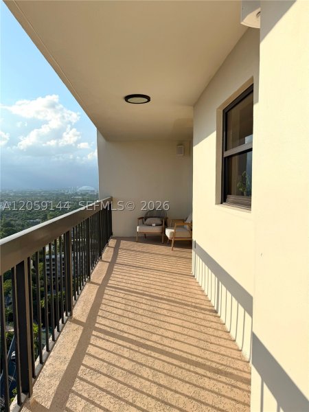 Alquiler de apartamento en Brickell Bay Club 2512