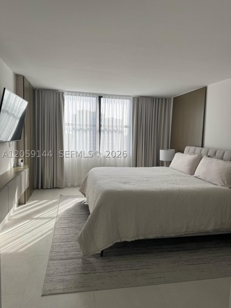 Alquiler de apartamento en Brickell Bay Club 2512