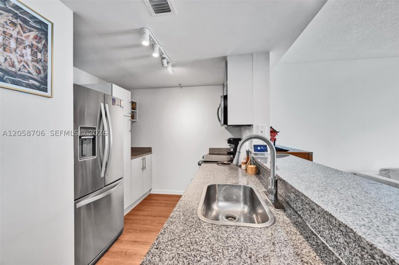 Property photo # 9