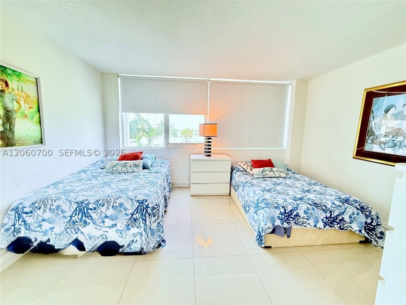 Condo for sale at Parker Tower 310