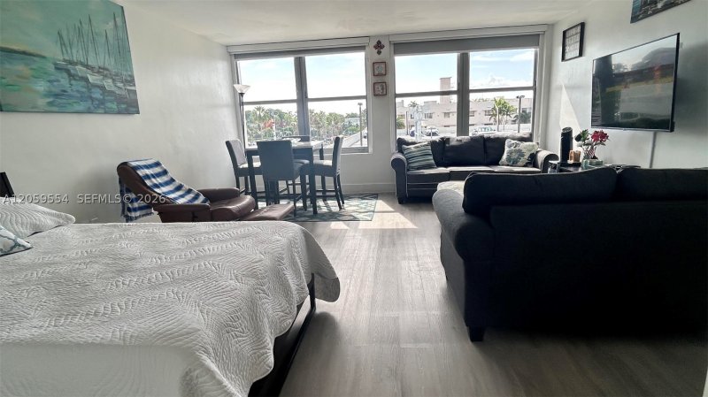 Alquiler de apartamento en Triton Towers 450