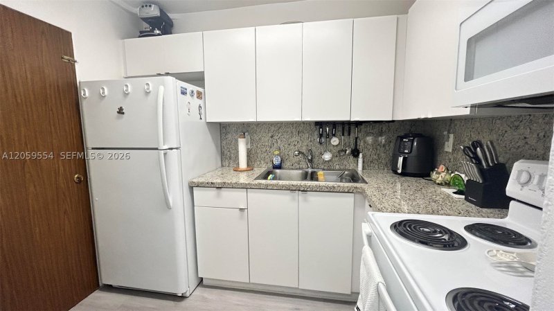 Alquiler de apartamento en Triton Towers 450