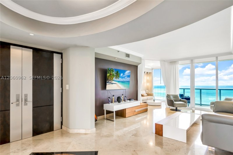 Condo for sale at Ocean One 1903