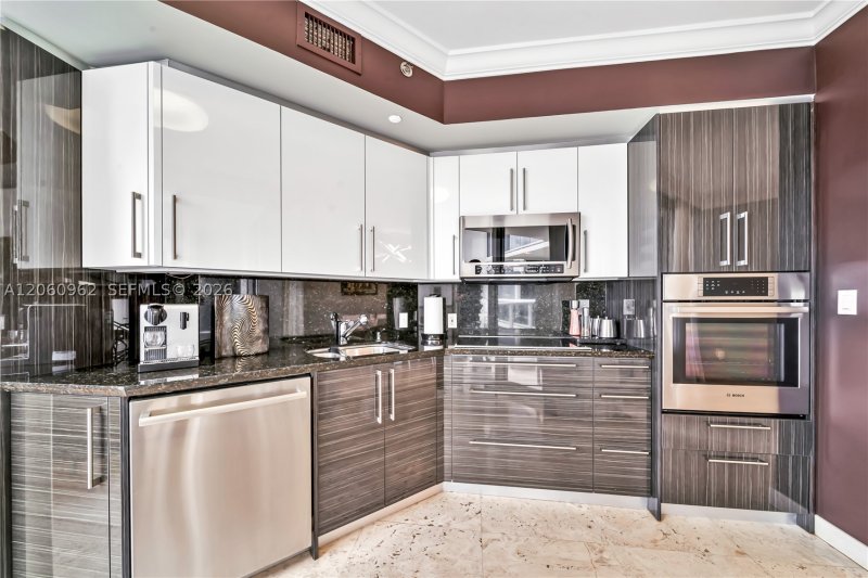 Condo for sale at Ocean One 1903