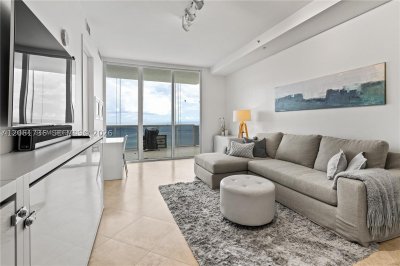 Trump Royale Apt #3702