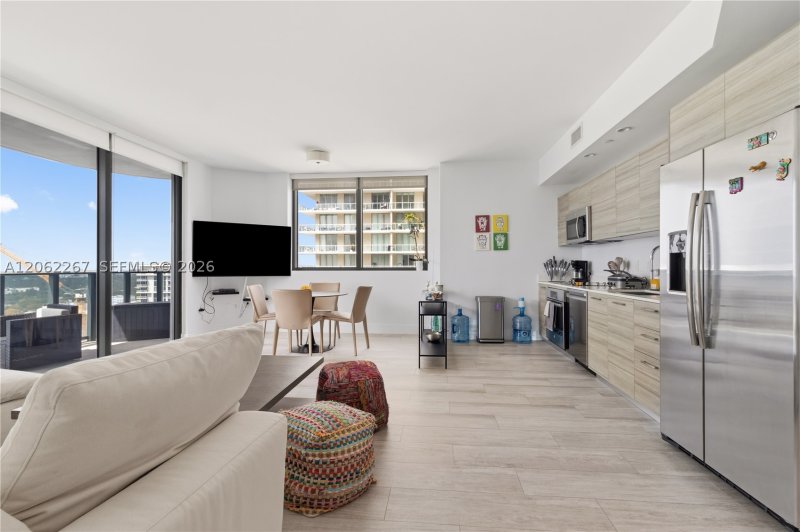 Apartment for rent at Hyde Midtown 2109
