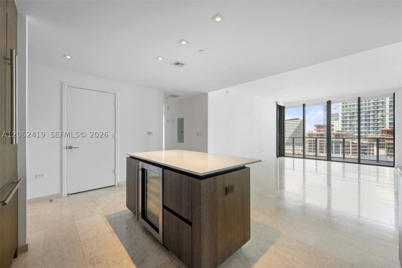 Comprar apartamento no Brickell City Centre Reach 910