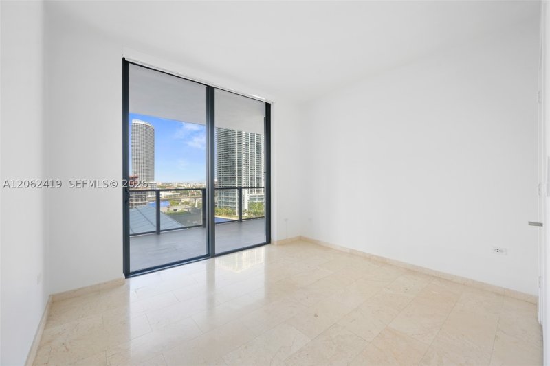 Comprar apartamento no Brickell City Centre Reach 910