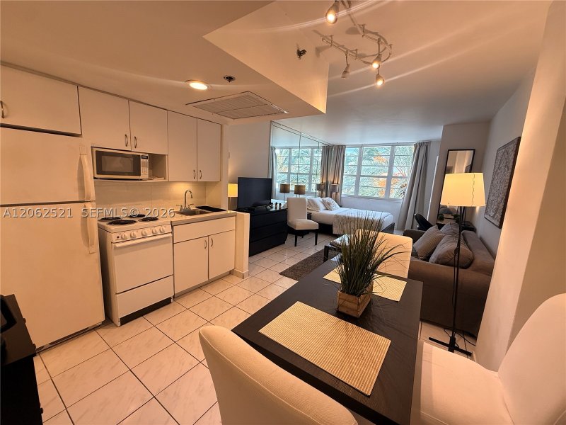 Property photo # 8