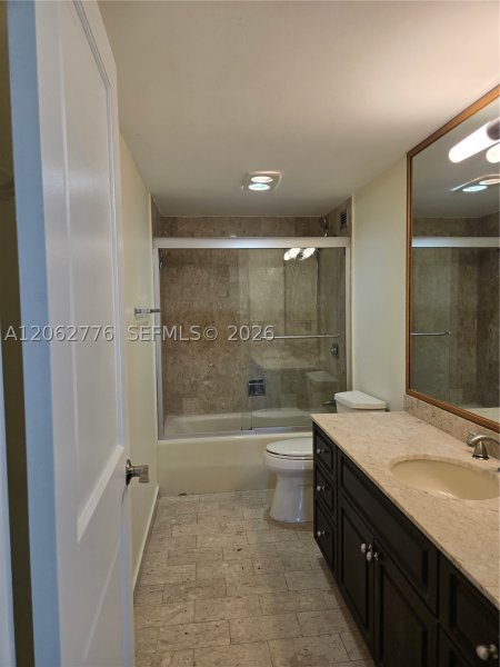 Comprar apartamento en The Cricket Club 911