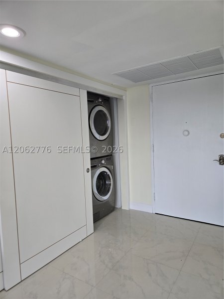 Comprar apartamento en The Cricket Club 911