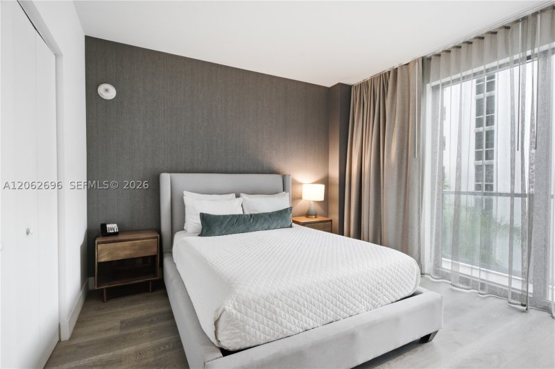 Condo for sale at Smart Brickell III 405