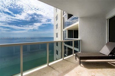 Ocean Two Apt #3406