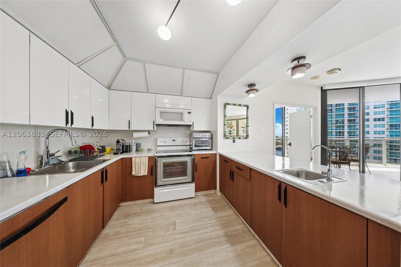 Alquiler de apartamento en Hamptons West 810