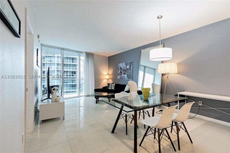 Condo for sale at Icon Brickell Tower I 4511