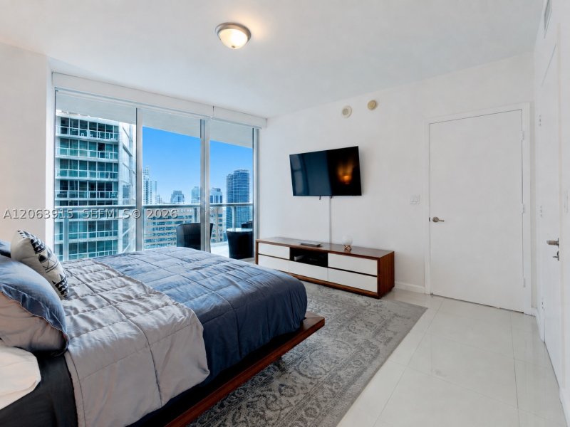 Condo for sale at Icon Brickell Tower I 4511